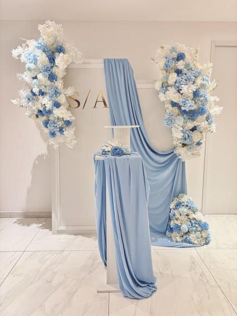 Décoration événementielle, décor bleu floral